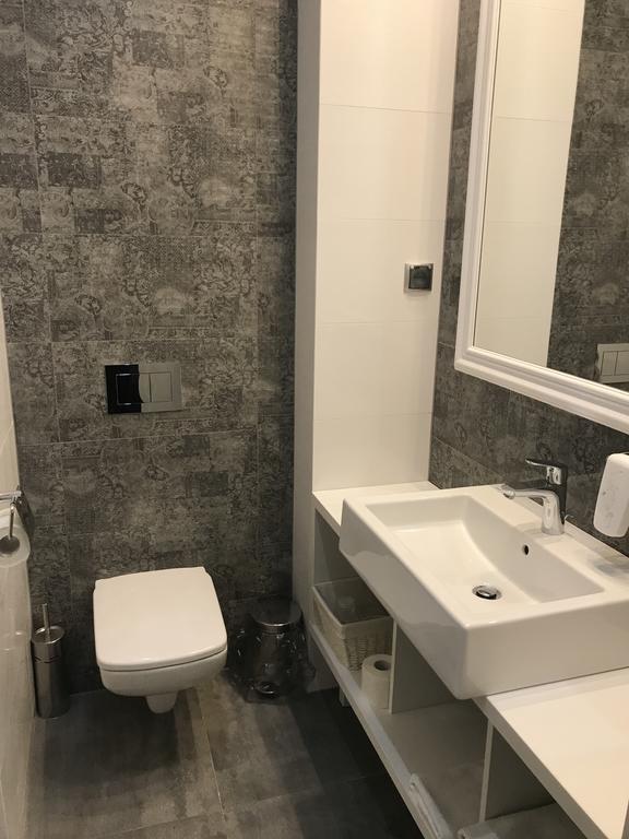 Hotel Srodmiejski Zielona Góra Dış mekan fotoğraf